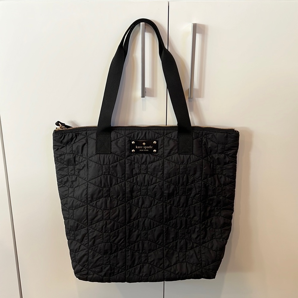 NWOT Kate Spade Quilted Zippered Bag